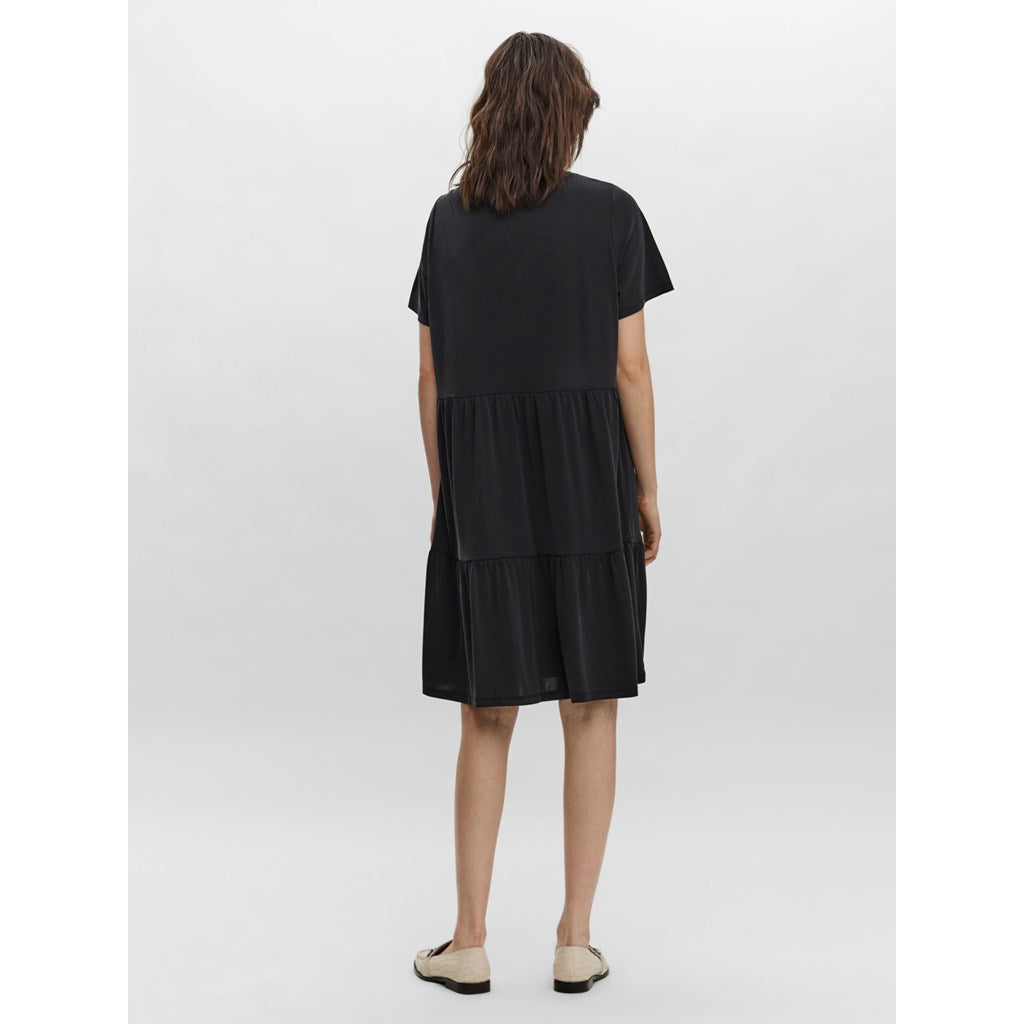 Vero Moda Cala Dress or Black or Sage – Freyja | Kootenay Boutique