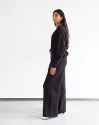 Brunette the Label V Neck Black Basic Sweater