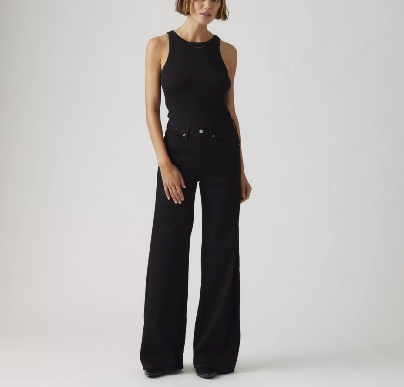 Levi's 318 Shaping Wide Leg Soft Black