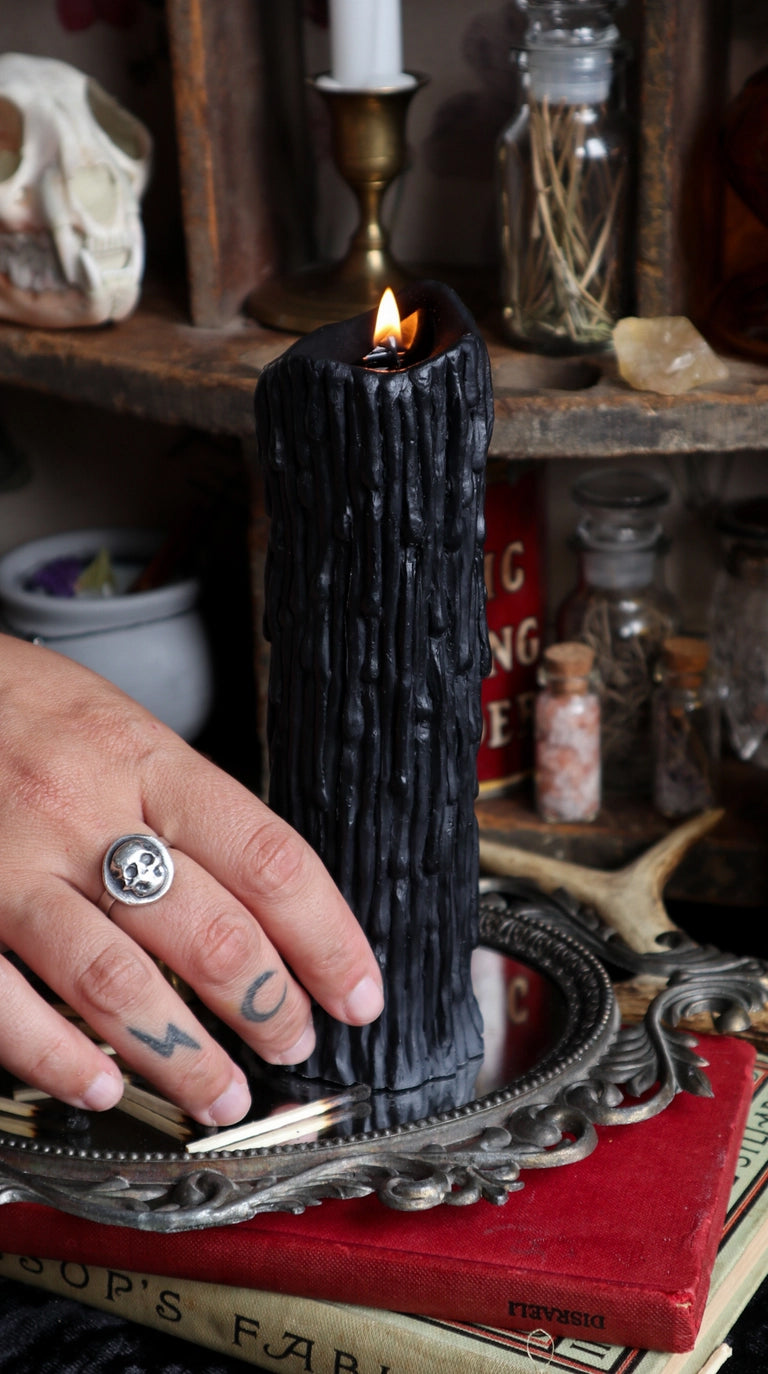 Freyja Witch Drip Candle