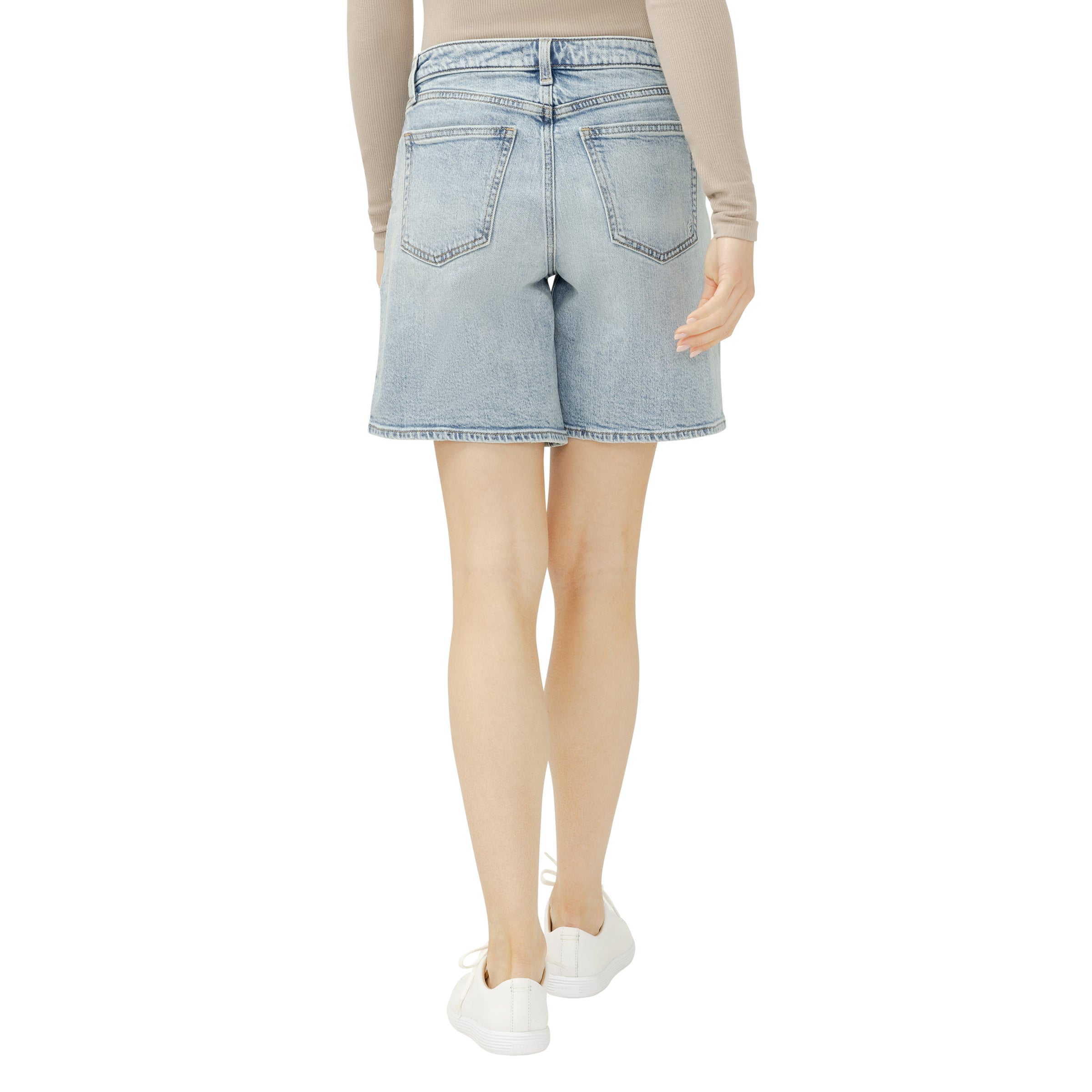 Silver Jeans – Loose & Low Short – Santa Rosa